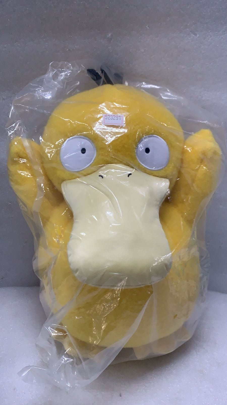 ポージングぬいぐるみ コダック ポケモンコンシェルジュ 523291 - メルカリ