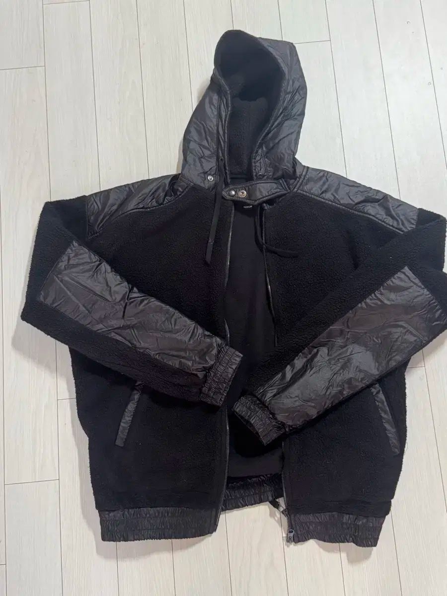 EASTLOGUE パーテックス フード付き ジップアップパーカー m