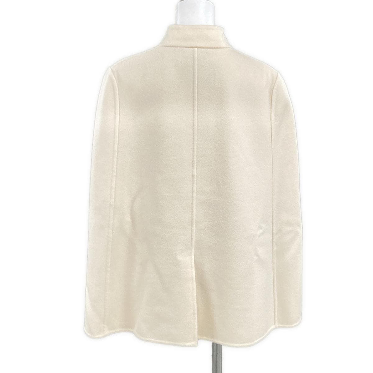 FENDI アイボリー ケープ 【公式通販】