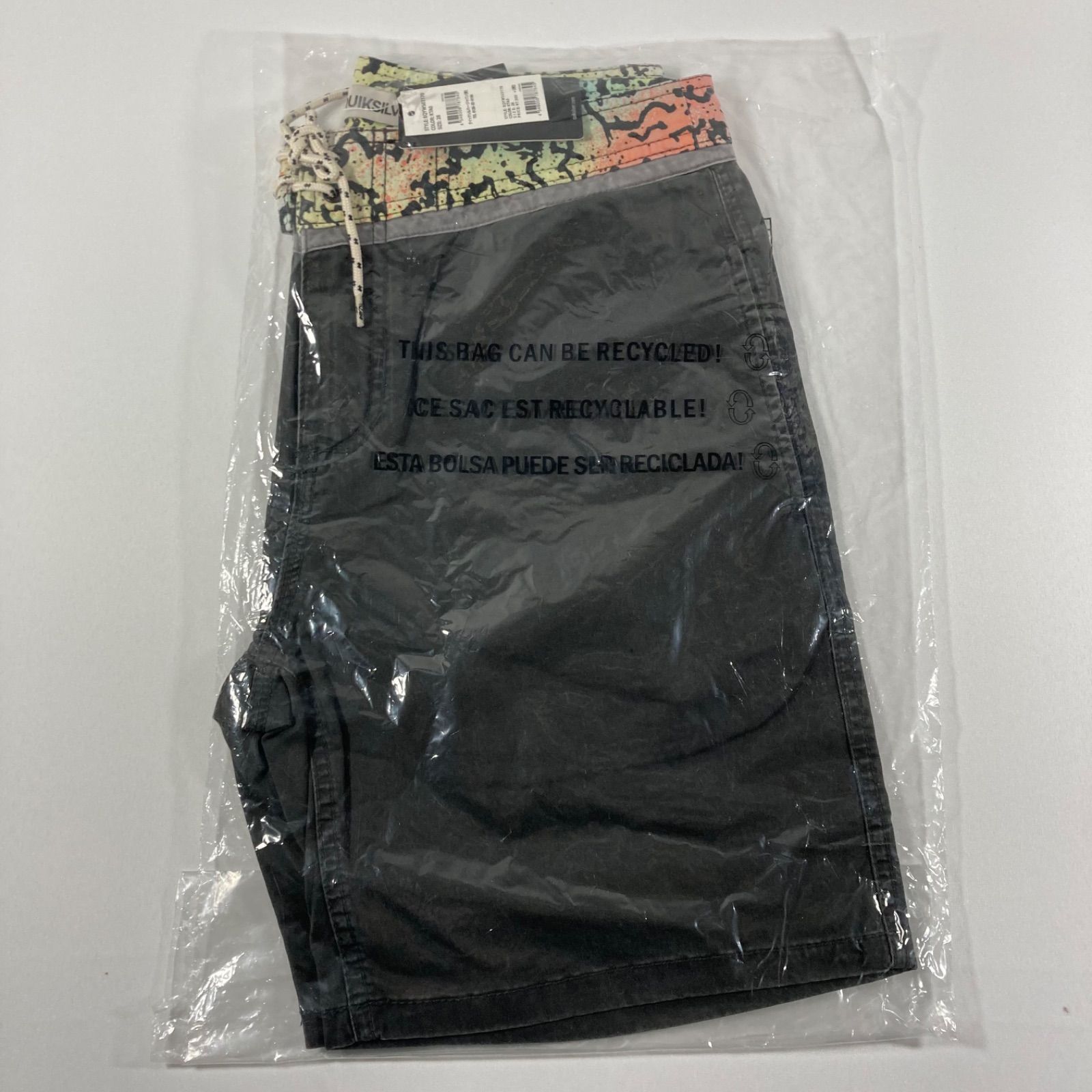 Quiksilver サーフパンツ 水着 28 KTA0 海 プール対応 M131