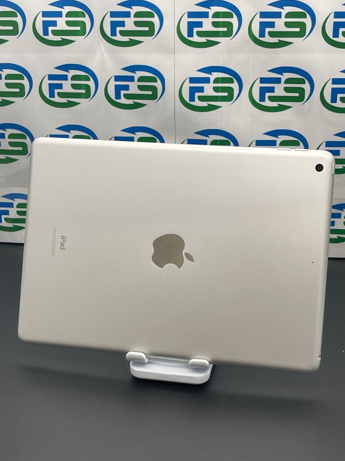 アップル iPad
