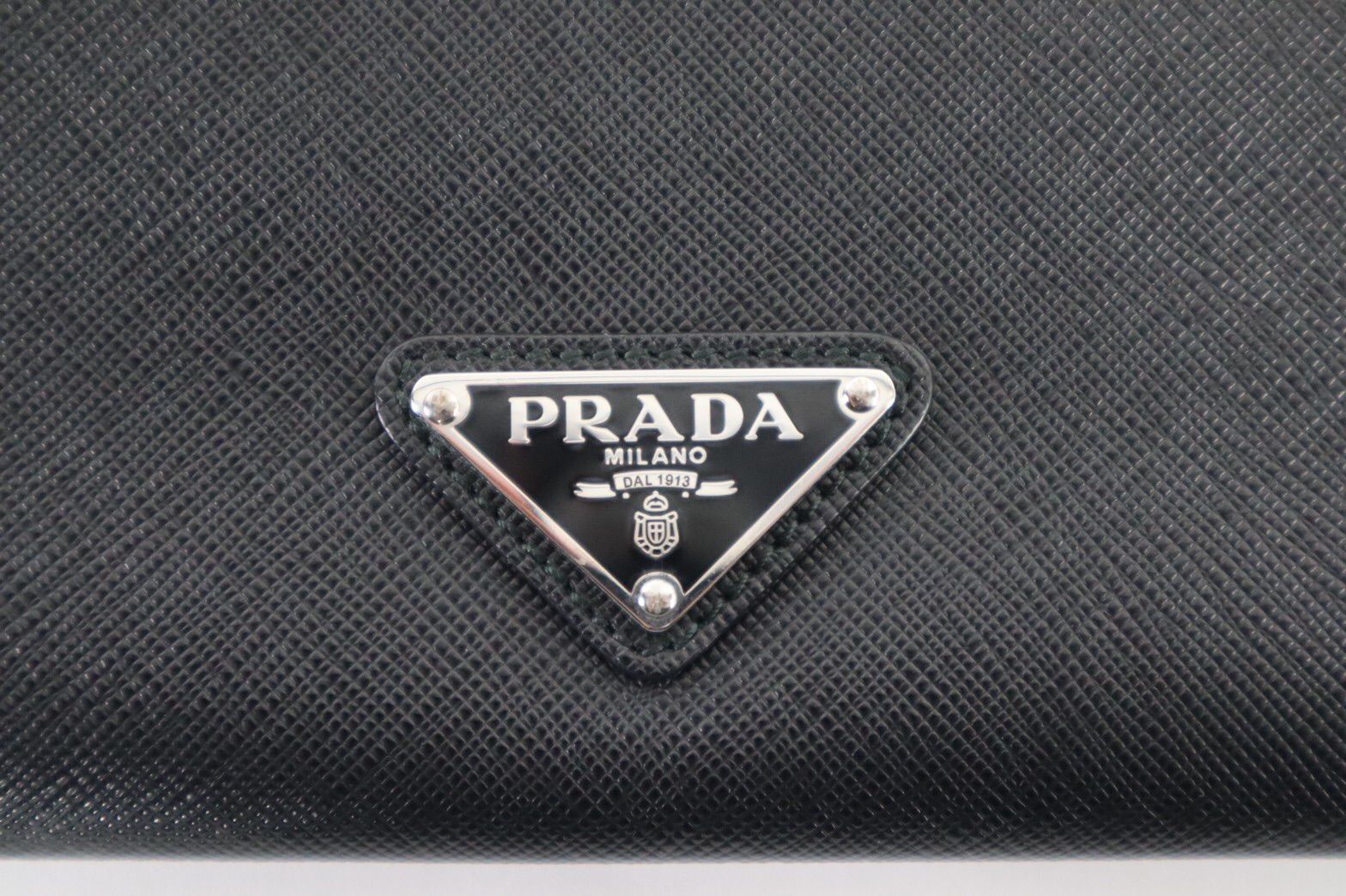 在庫有り お買い得 美品 PRADA プラダ クラッチバッグ コミック 