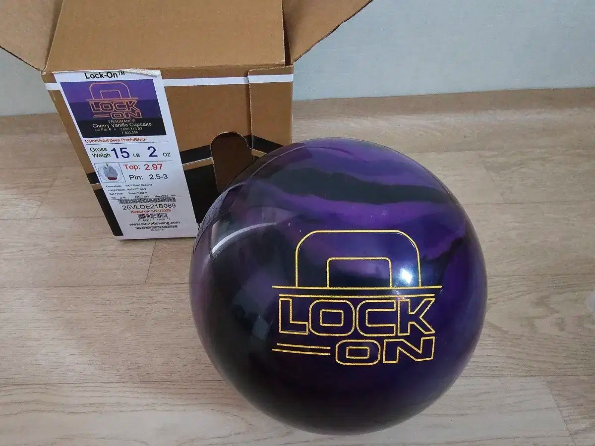 ストーム Lock On ボーリング 15パウンド