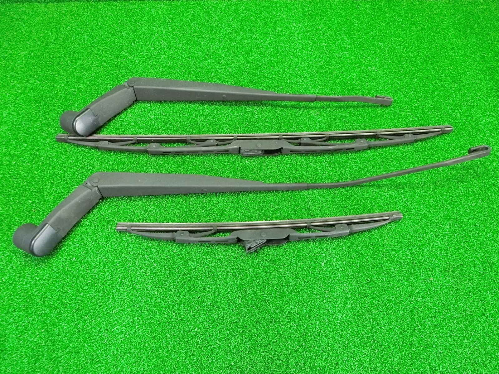 [K6987] スバル R1 RJ1 フロント ワイパーアーム 左右セット