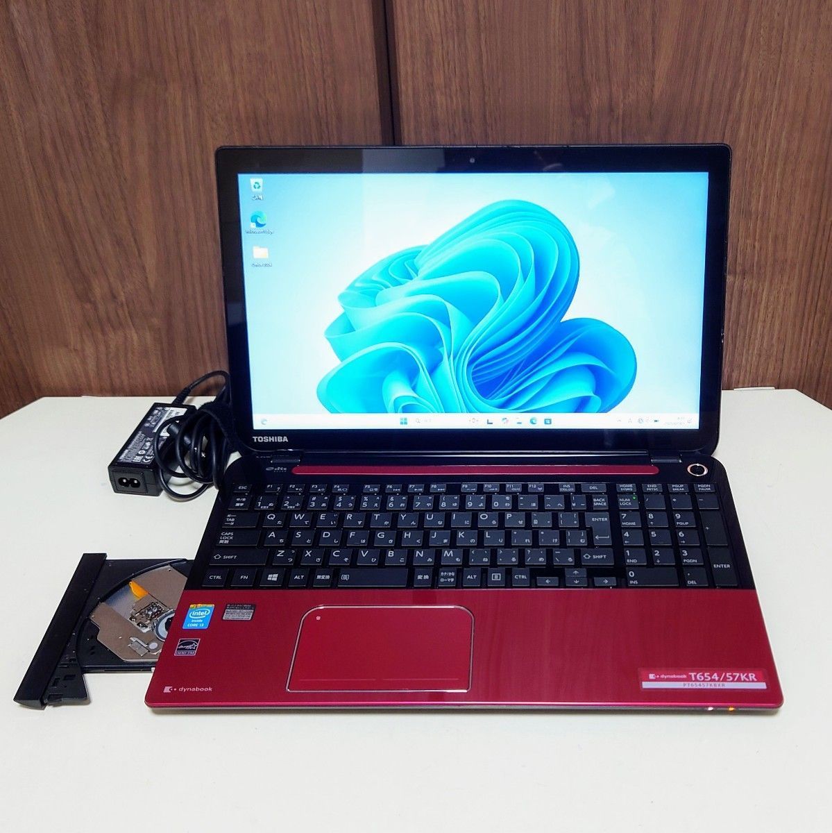 TOSHIBA dynabook Corei3 メモリ16GB SSD512GB TOSHIBA dynabook Corei3 メモリ16GB SSD512GB ブルーレイ