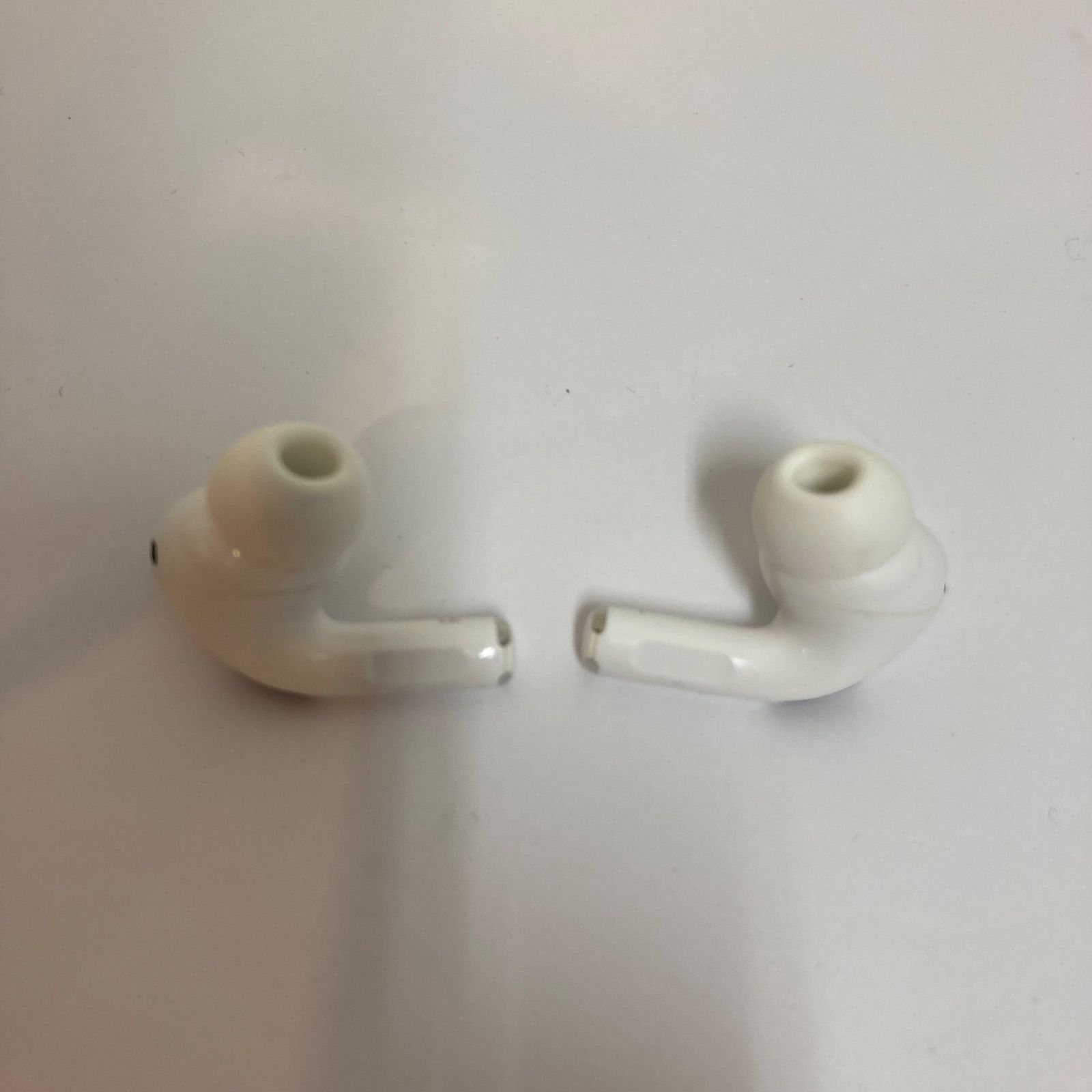 アップル AirPoods