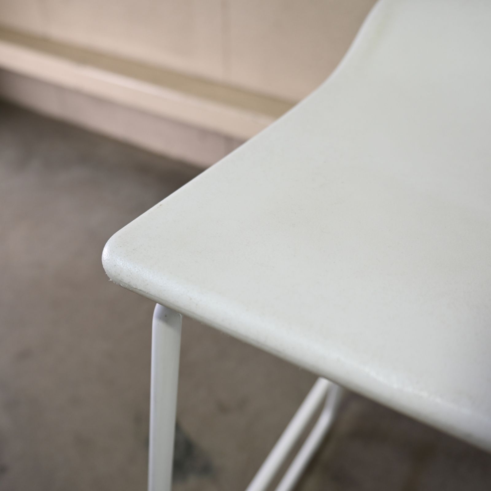 ○ Cassina ixc. ヴィッカルベ カウンターチェア ラストミニッツ