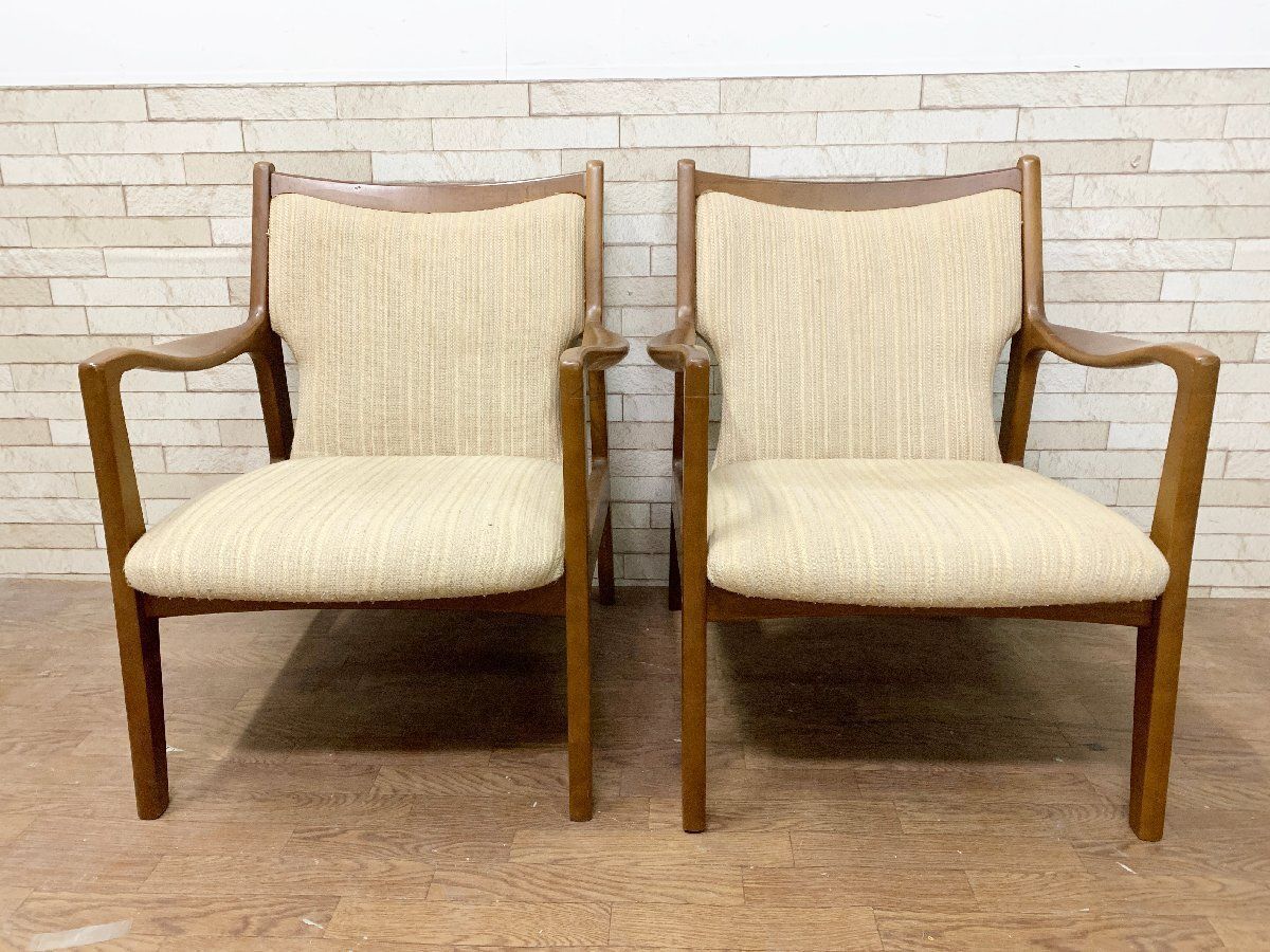 2脚セット　カリモク家具　レトロ風　アームチェア ◇karimoku カリモク アームチェア 2脚セット オールドカリモク