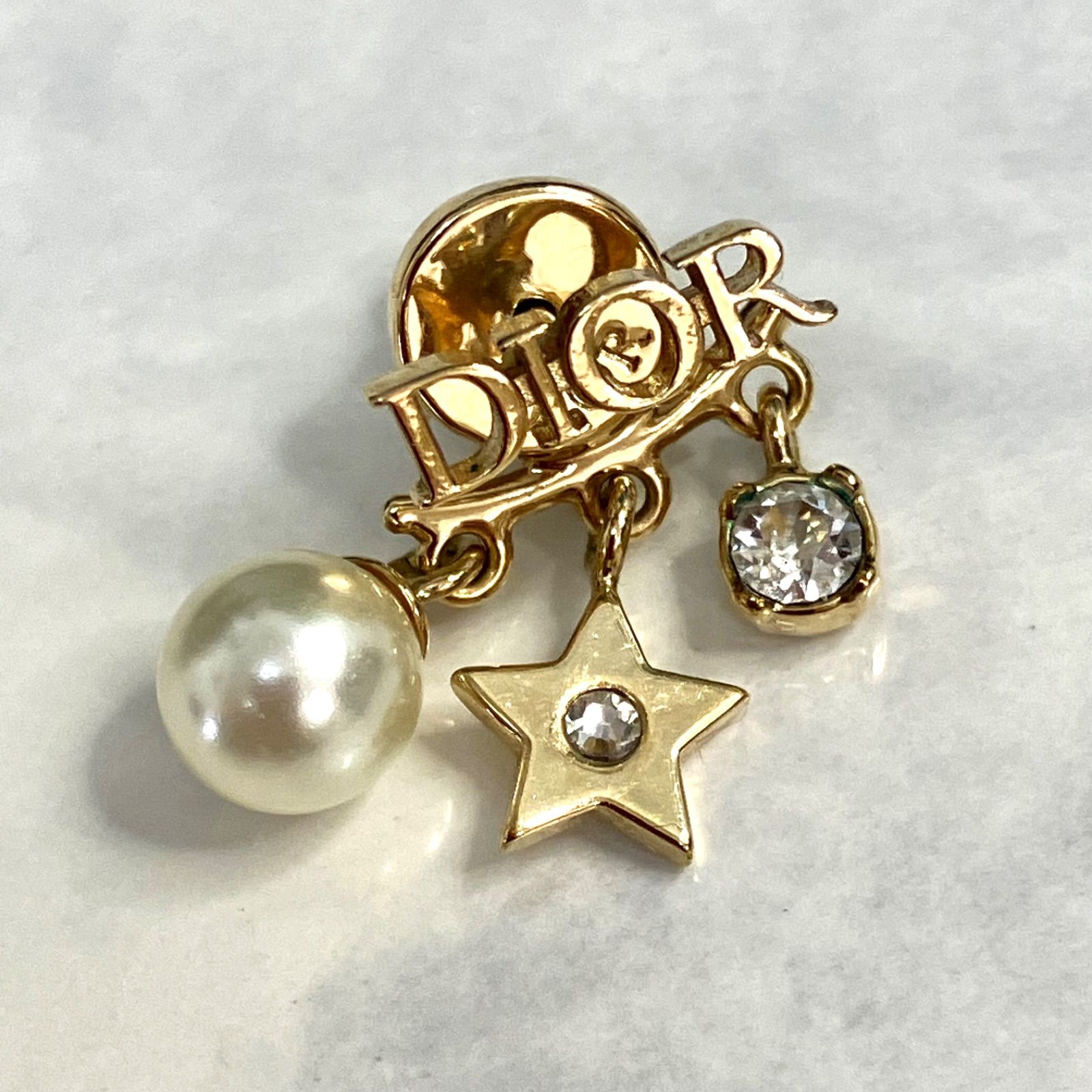 クリスチャンディオール EVOLUTION パールスターロゴピアス