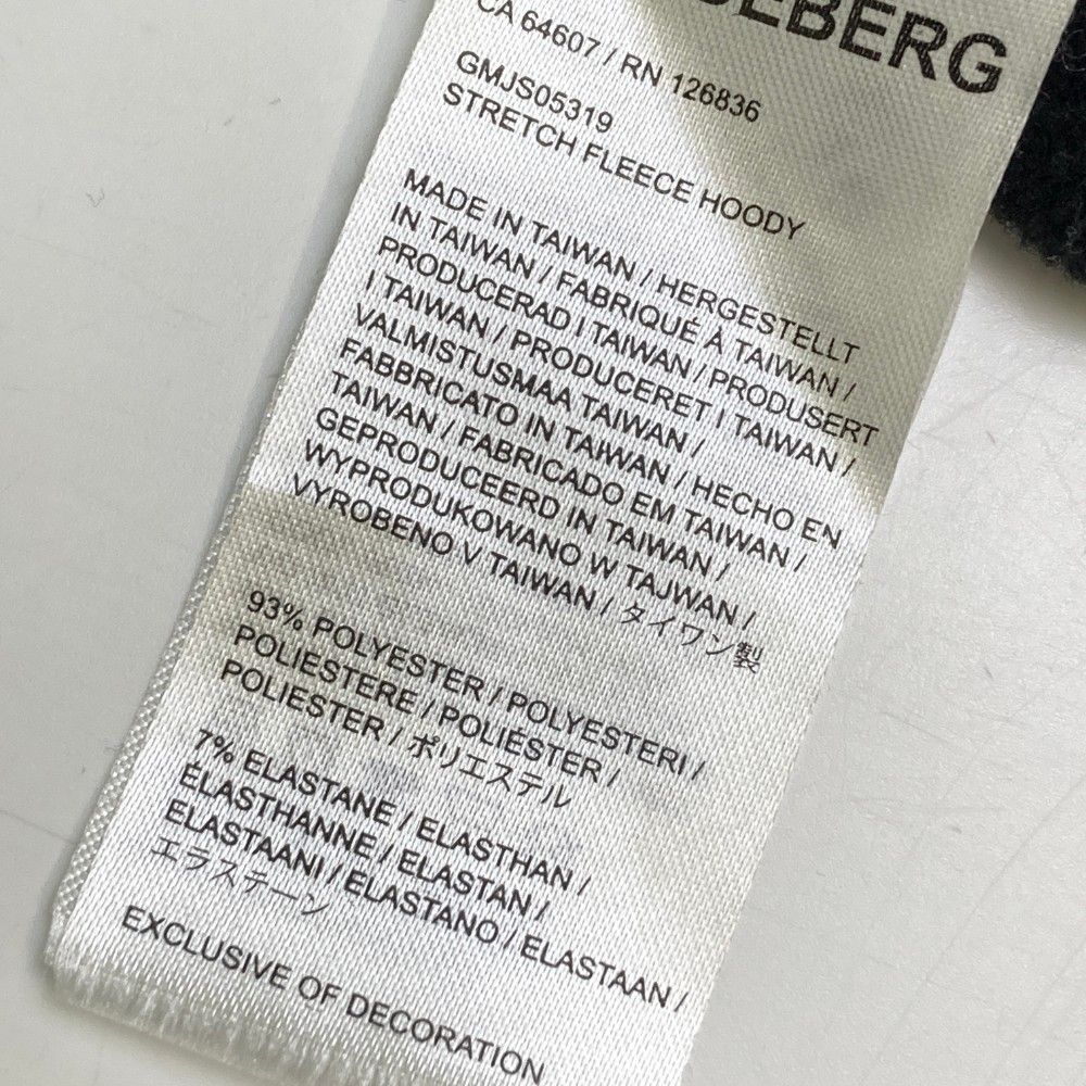 サイズ：M J.LINDEBERG ジェイリンドバーグ  裏起毛プルオーバーパーカー  ブラック系 [240101431823] ゴルフウェア メンズ ストスト サイズ：M J.LINDEBERG ジェイリンドバーグ 裏起毛プルオーバー