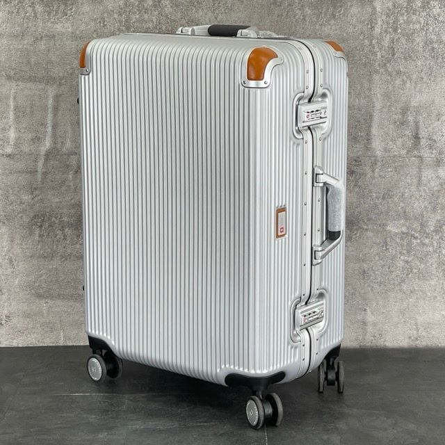展示品 スーツケース SWISS MILITARY スイスミリタリー 24インチ キャリーケース シルバー系 旅行バッグ | 514164