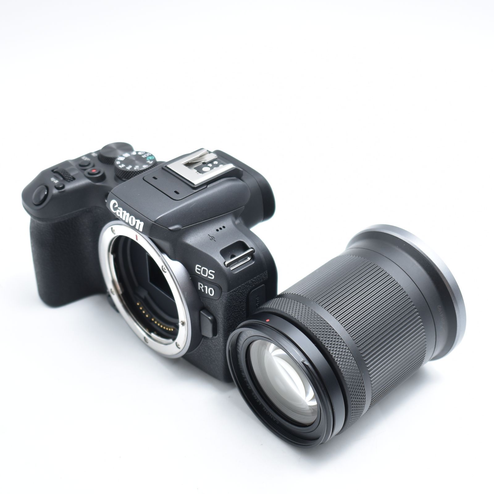 Canon ミラーレス一眼カメラ EOS R10 レンズキット(RF-S18-150