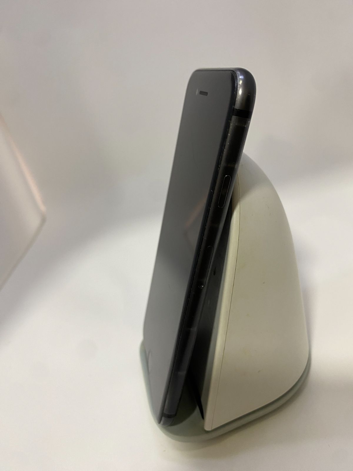 SIMフリー ドコモ docomo iPhone8 64GB スペースグレイ 【公式通販】