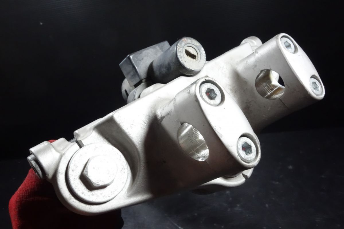 フロントフォーク