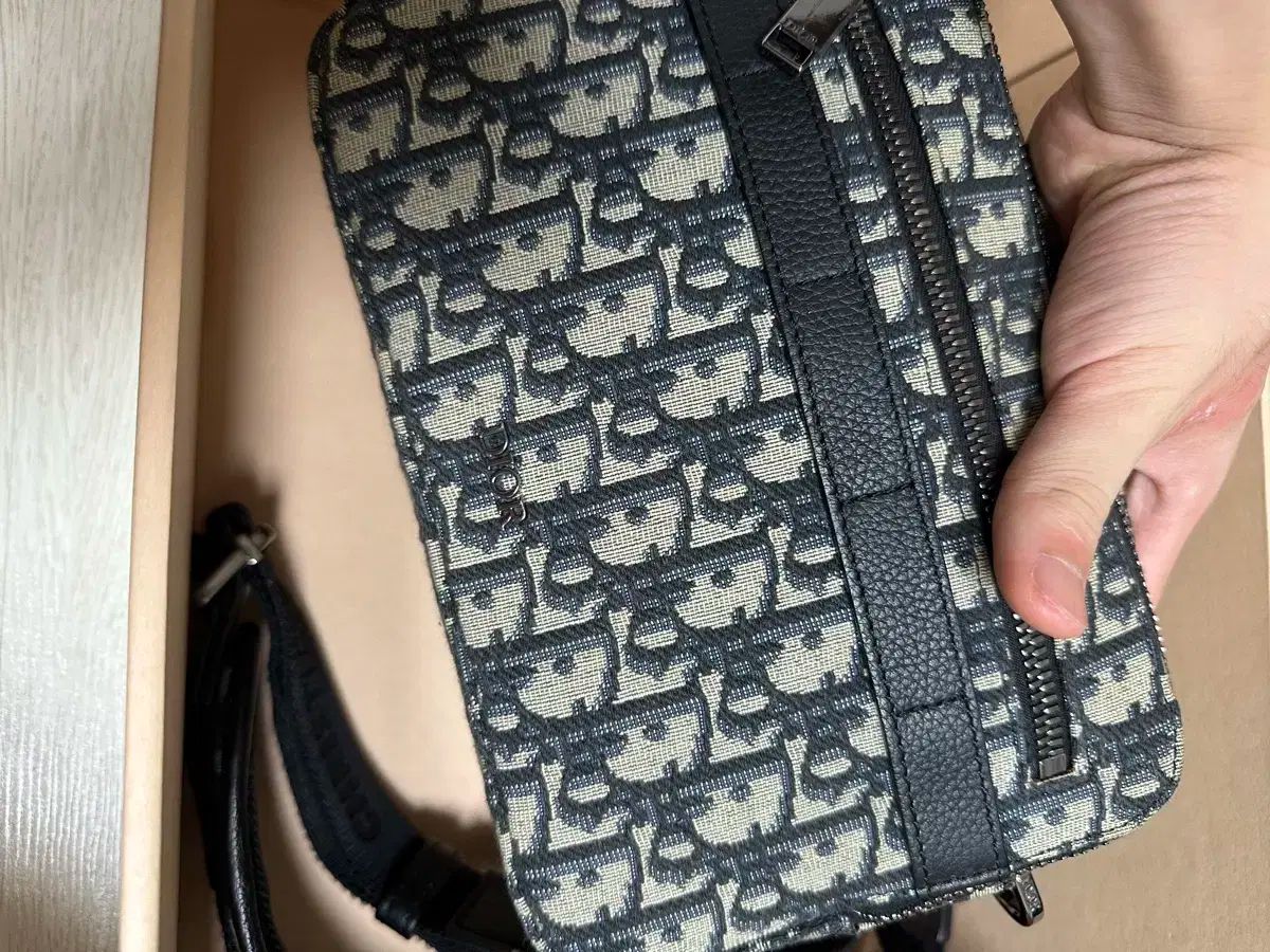 ディオールサファリメッセンジャーバッグ 340