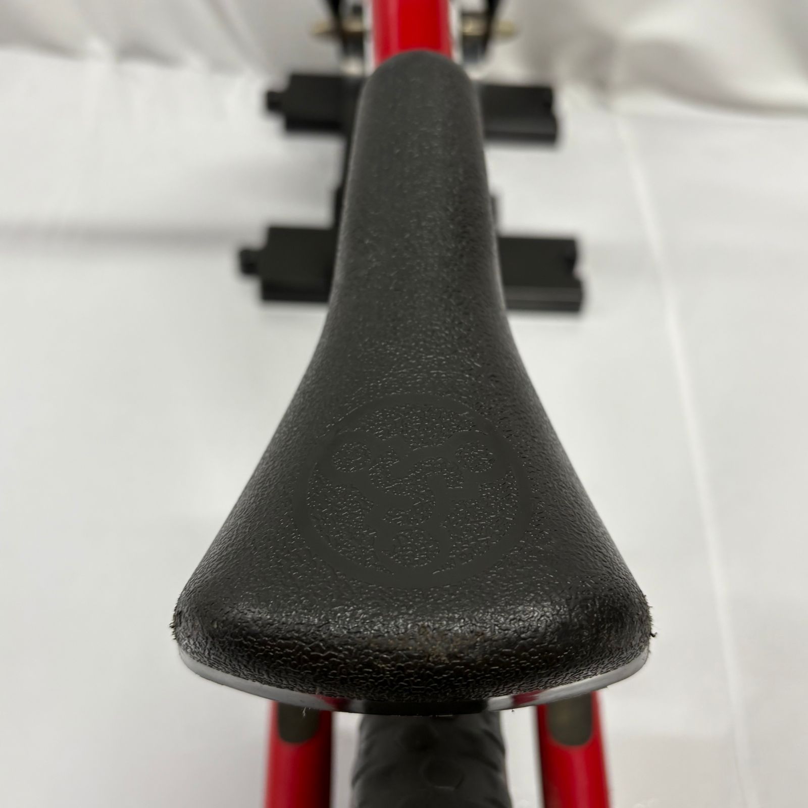 大人気カラー STRIDER ストライダー 12Classic キックバイク