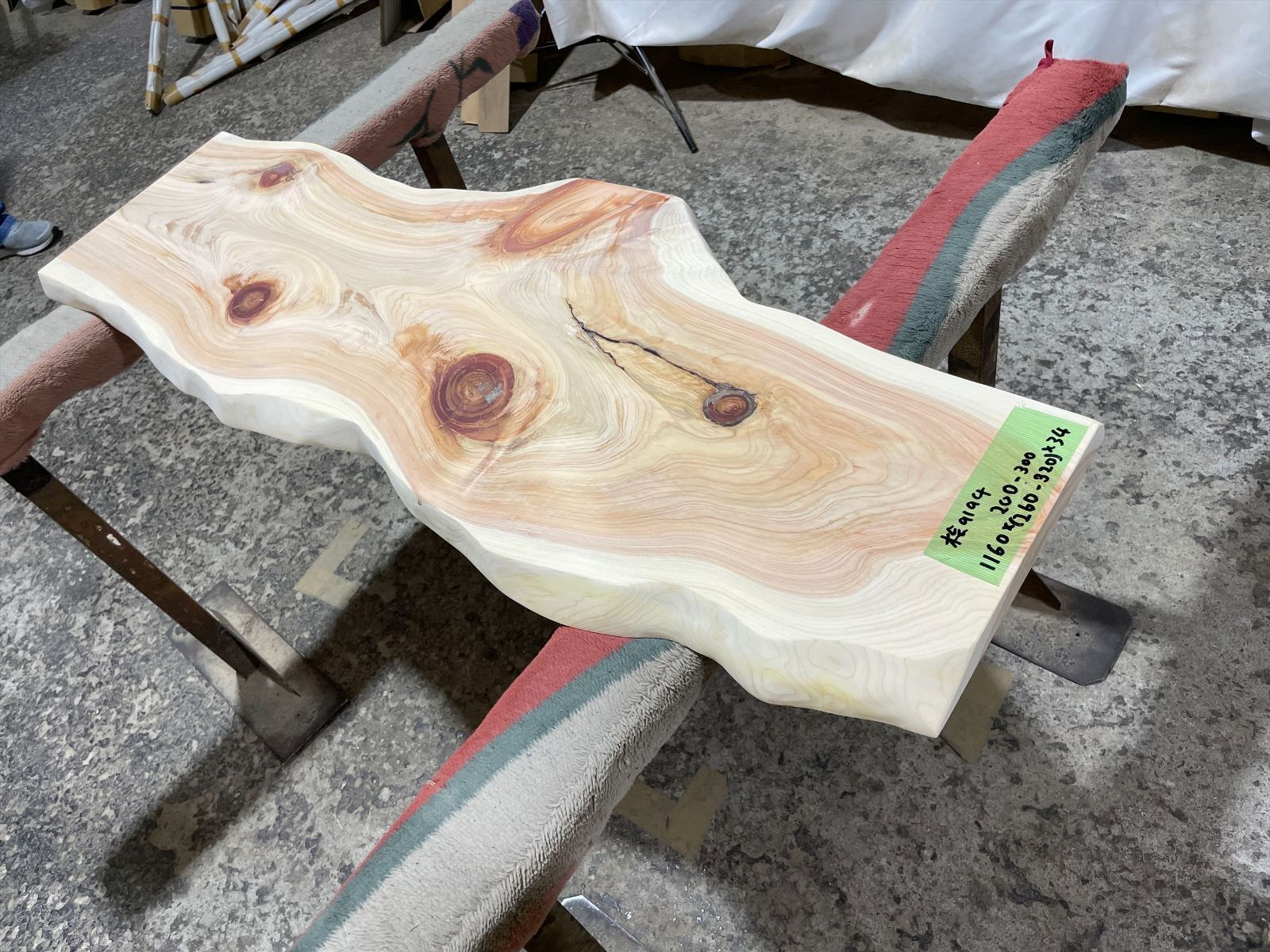 KANADEMONO ダイニングテーブル ラバーウッドチークブラウン｜