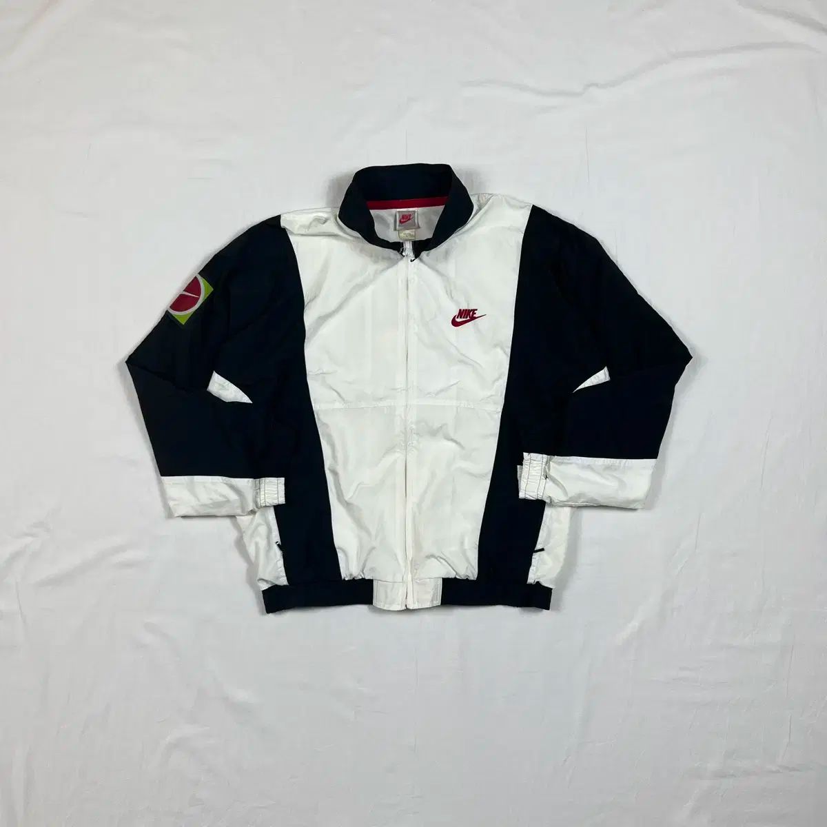 90s Nike(ナイキ） nike challenge court ウインドブレーカー