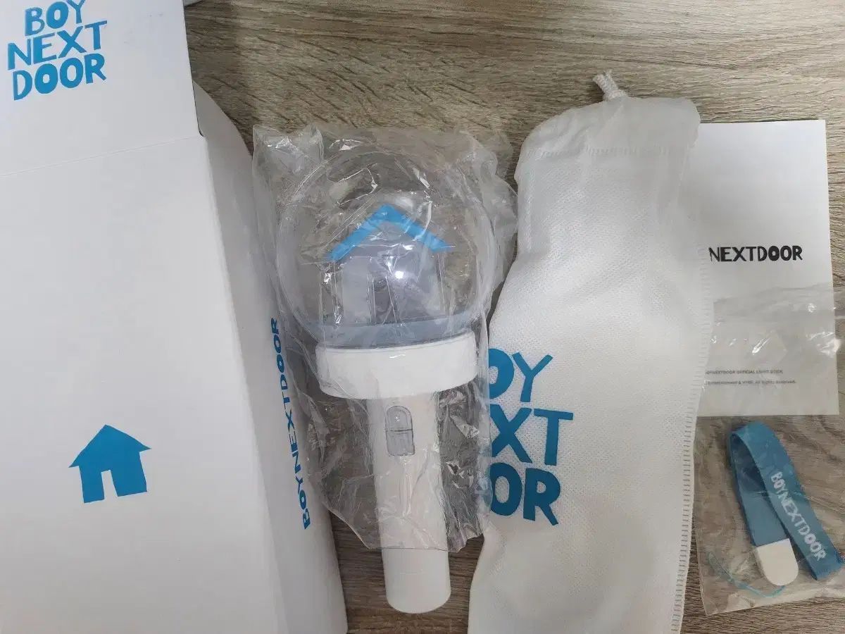 BOYNEXTDOOR ペンライト シングル ワンドアスティック BOYNEXTDOOR - Official Light Stick - K PLACE