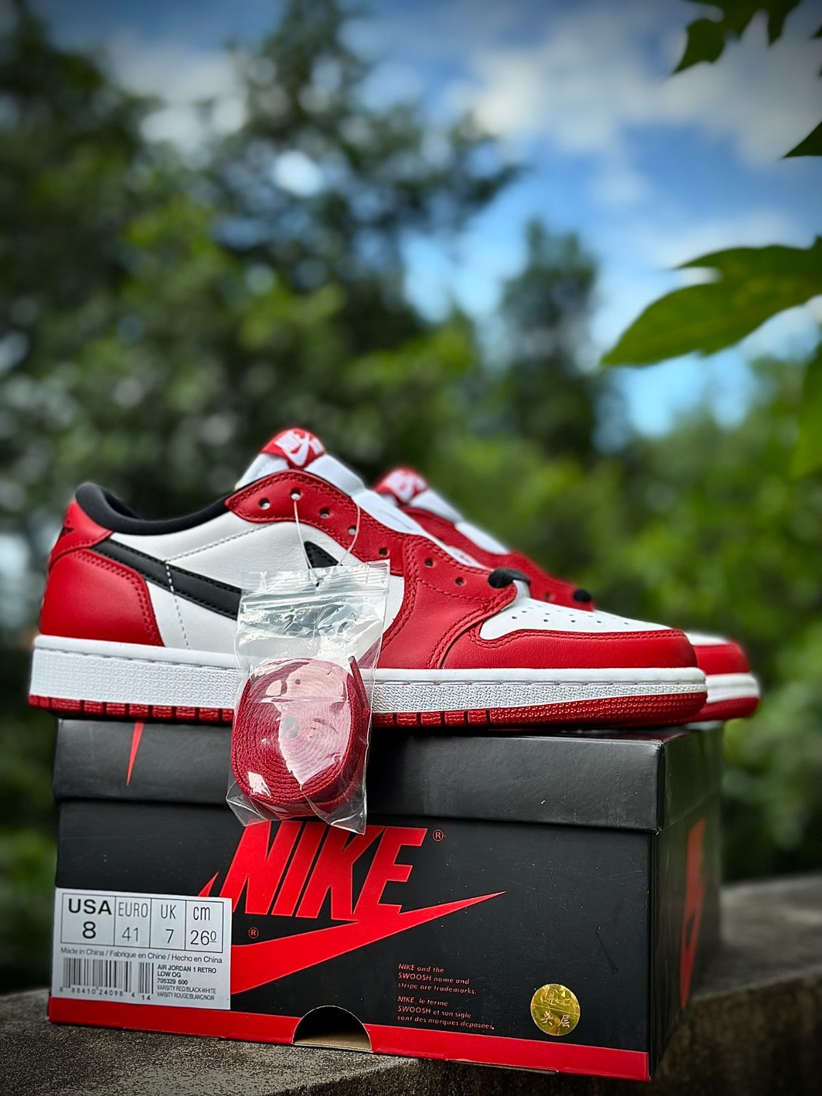 ⭐️本日限定価格⭐️新品 未使用 Air Jordan 1 Low Retro Low Chicago 705329-600