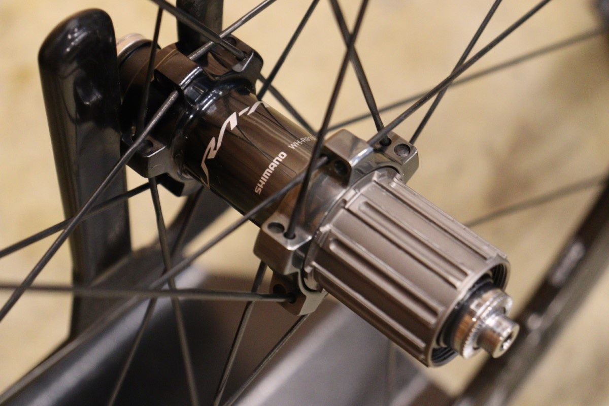 シマノ SHIMANO デュラエース DURA-ACE WH-R9100-C24-CL クリンチャー