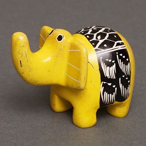 アフリカ ケニア ソープストーン ゾウ 象 イエロー系 ※柄