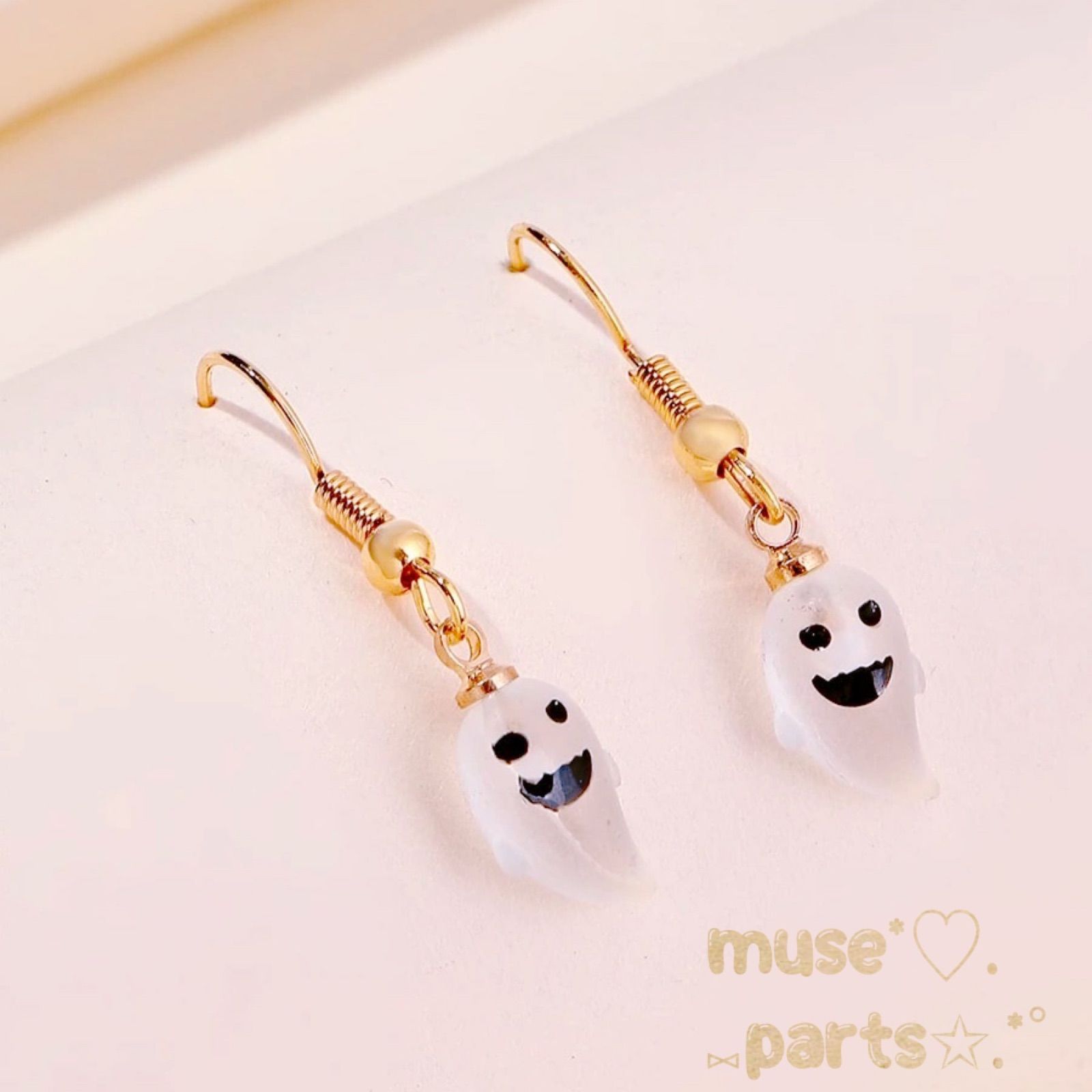 No.616-A　ハロウィン☆ゴーストとかぼちゃ☆レジンピアス・イヤリング 耳たぶ ピアス 14G 16G ハロウィン かぼちゃ ゴースト