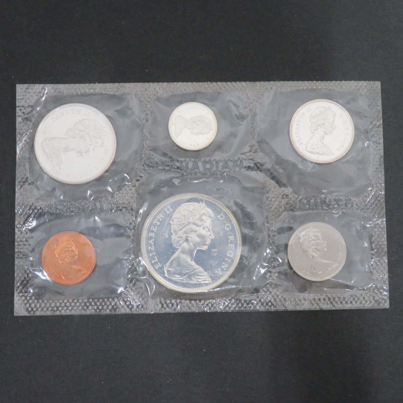 未開封1967年カナダ銀貨 建国100周年記念銀貨 プルーフ貨幣 ミントセット 未開封1967年カナダ銀貨 建国100周年記念銀貨 プルーフ貨幣