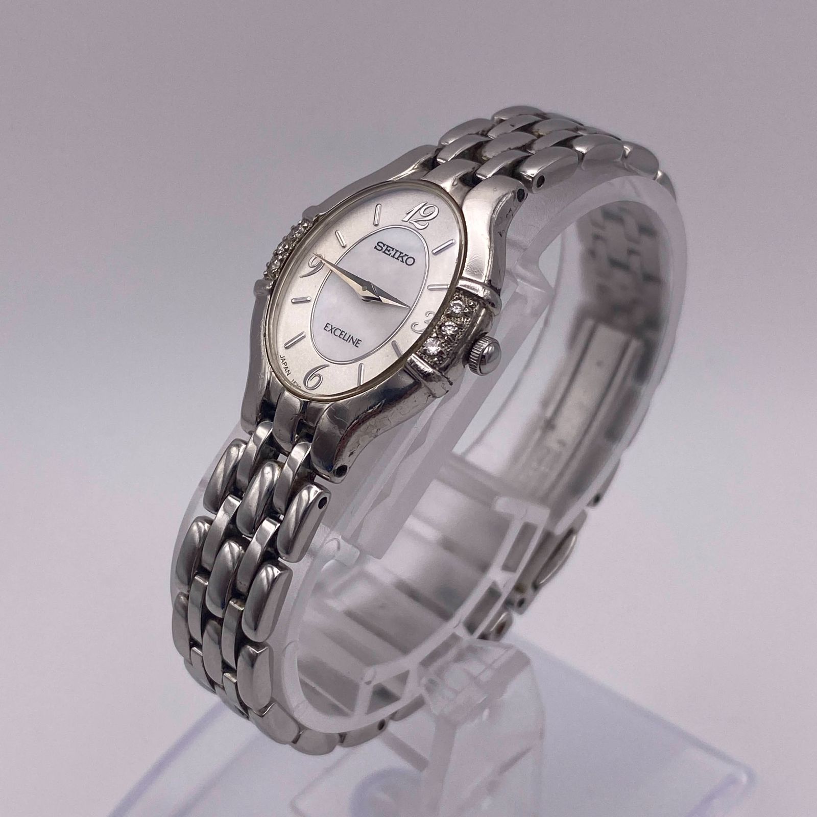 【美品】セイコー　エクセリーヌ　6pダイヤ　白蝶貝ダイヤル　1F20-0AW0 美品】セイコー エクセリーヌ 6pダイヤ 白蝶貝ダイヤル 1F20