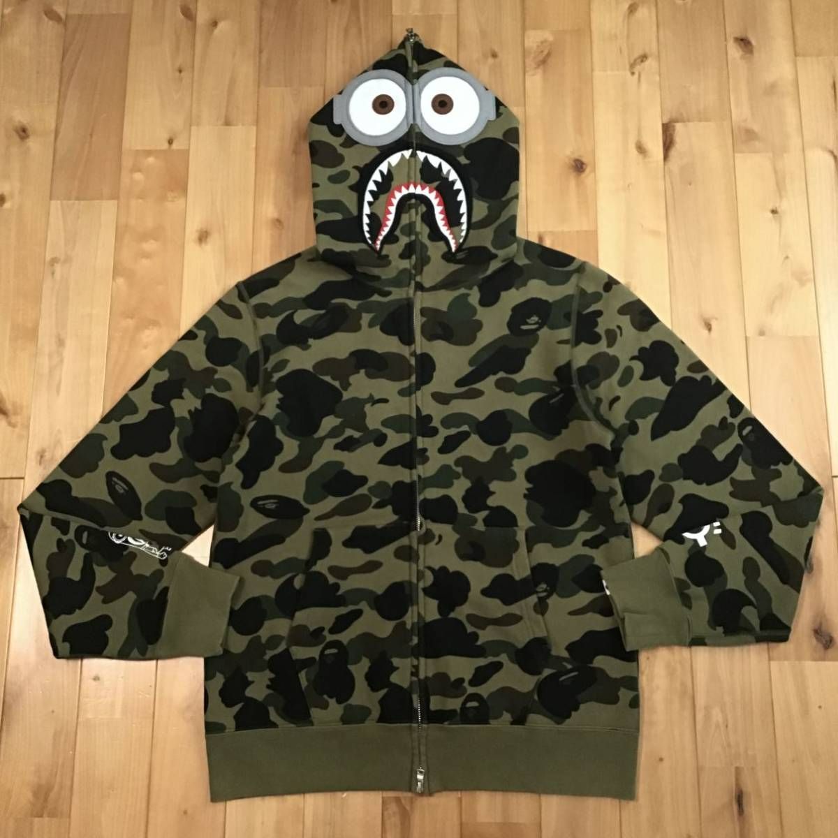 ミニオン シャーク パーカー Lサイズ a bathing ape BAPE camo MINIONS