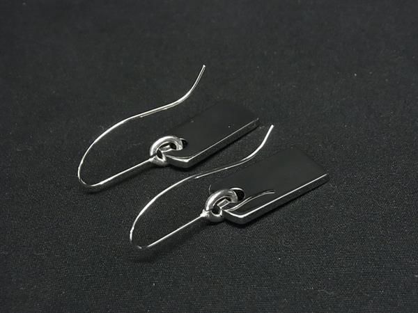 ピアス アクセサリー