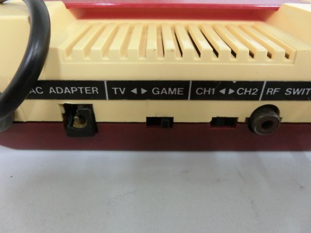 TAKA43-73】☆未検品 Nintendo ファミコン 本体 ACケーブル