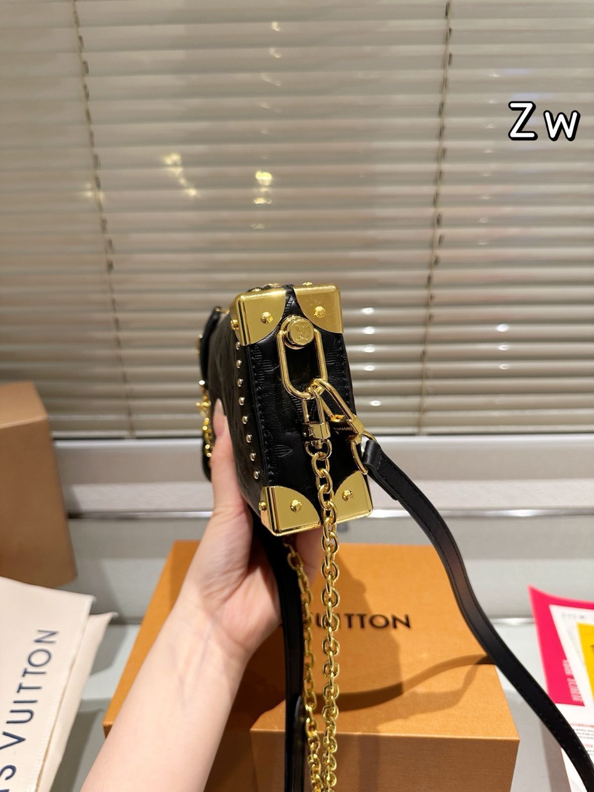 【コンパクト】Louis Vuitton チェンスリムトランクハンドバッグ 今日特価】LV Side Trunk Mini ルイ・ヴィトン サイド トランク
