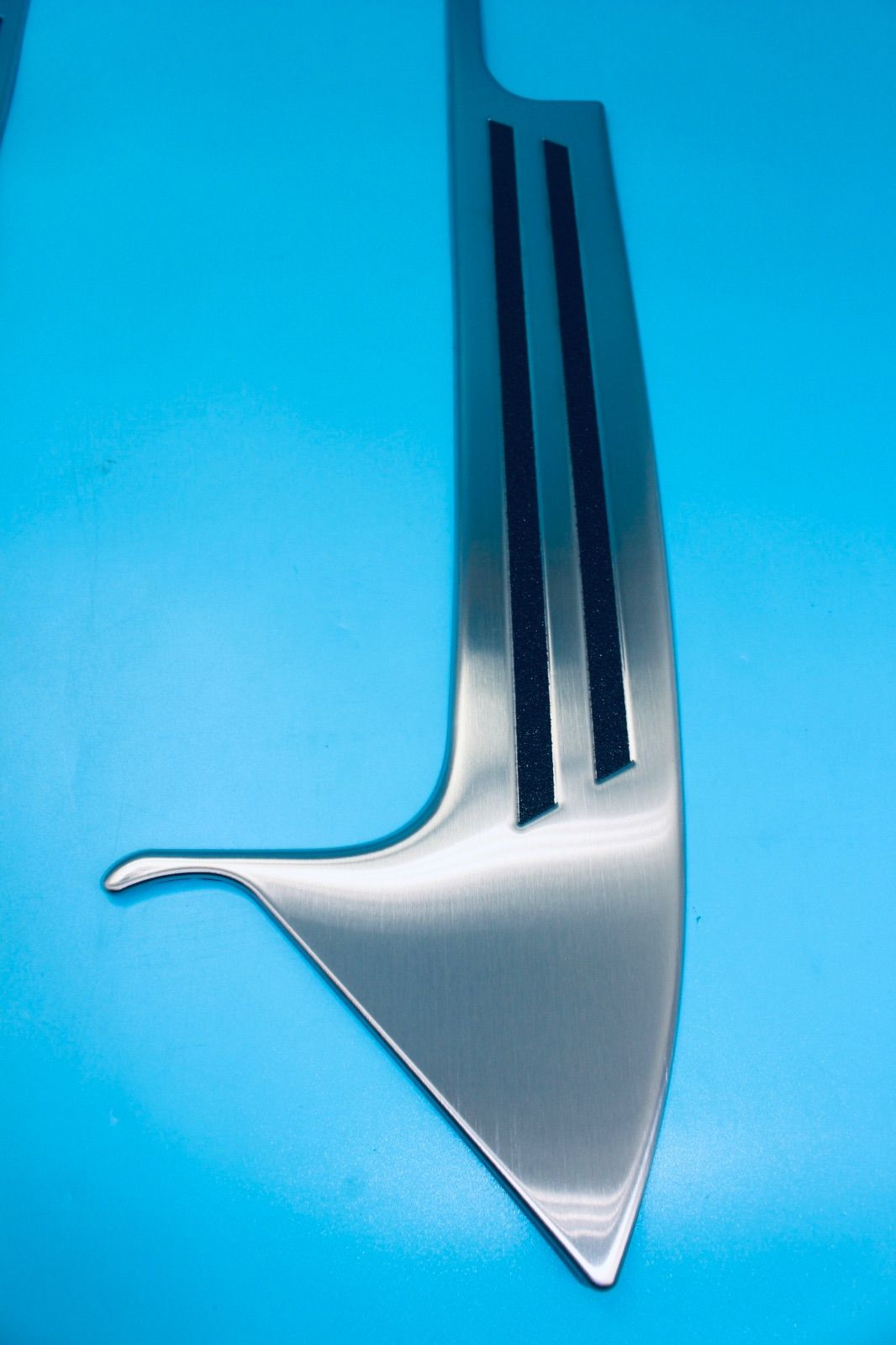 ヴェルファイア40系 アルファード40系 上側スカッフプレート FFCRYSTALESIA_COM