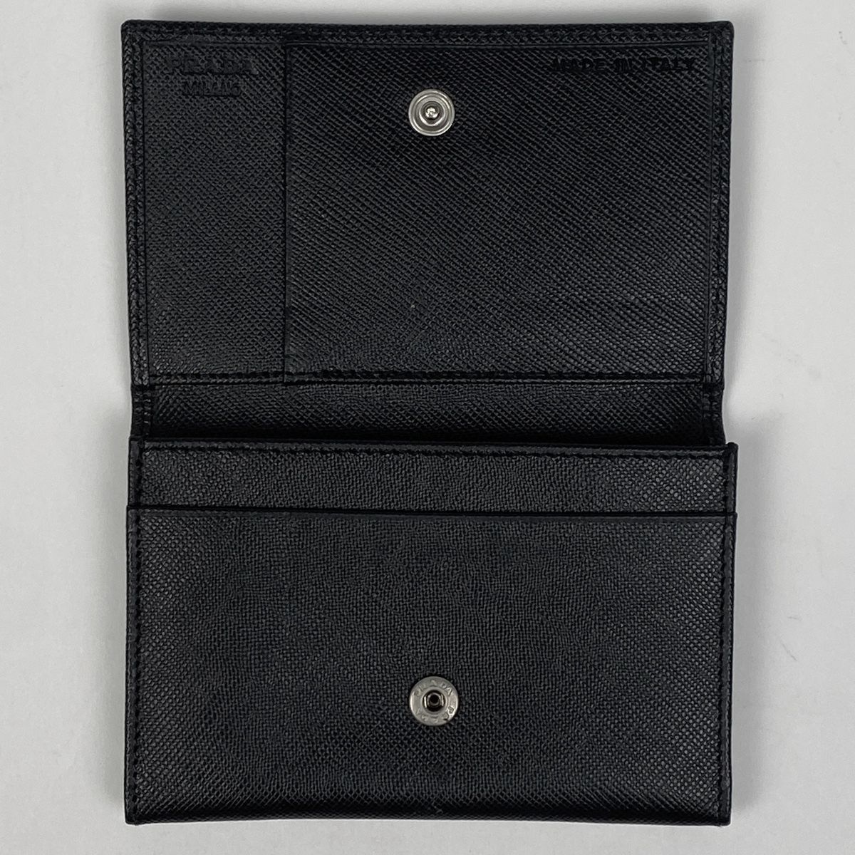 PRADA ロゴ レザー カードケース 黒 キャメル NEW プラダ PRADA ロゴプレート カードケース レザー ネロ(ブラック