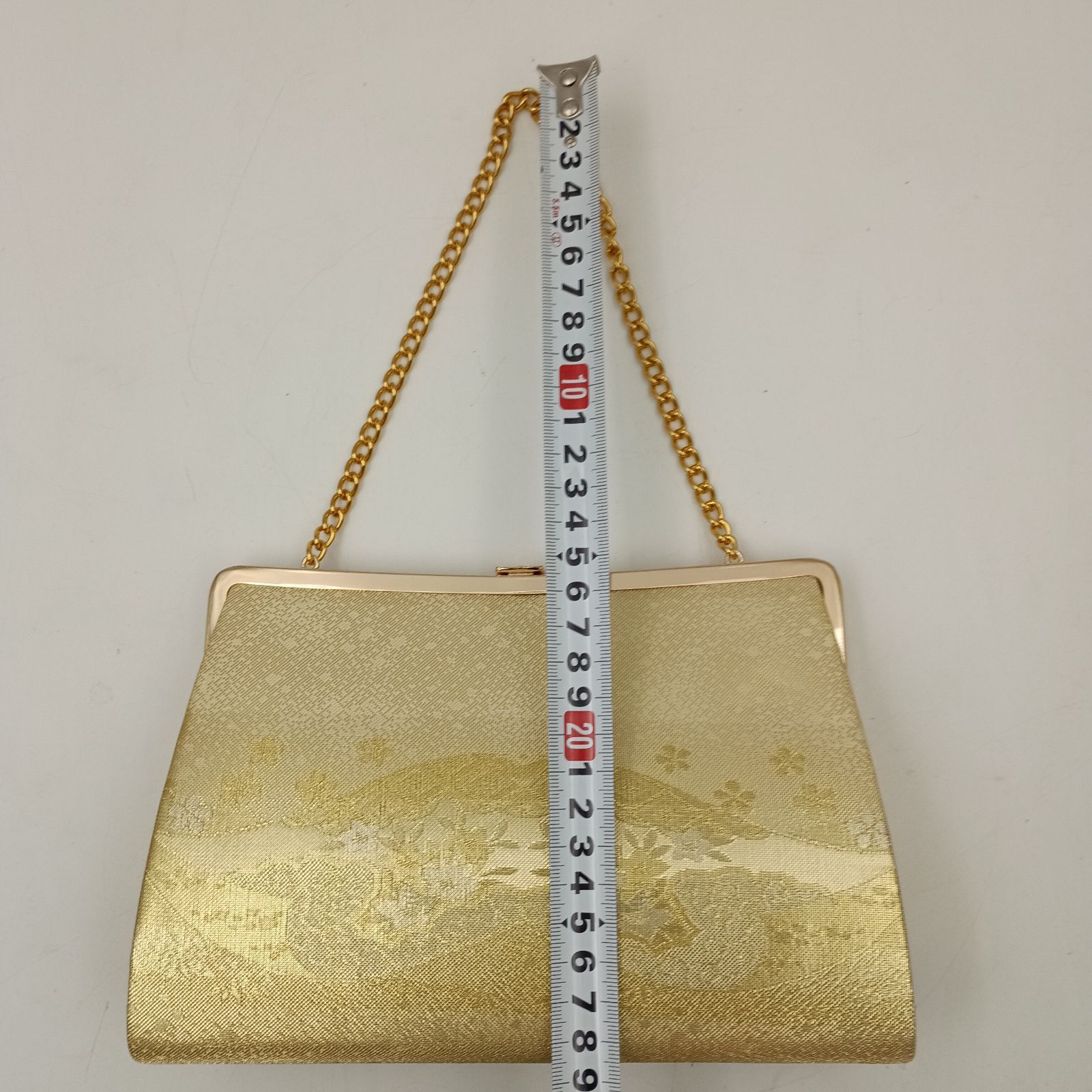 【美品】ゴールドの下駄とバッグのセット SOUBIEN 草履バッグセット 成人式 草履 バッグ 世美庵 金