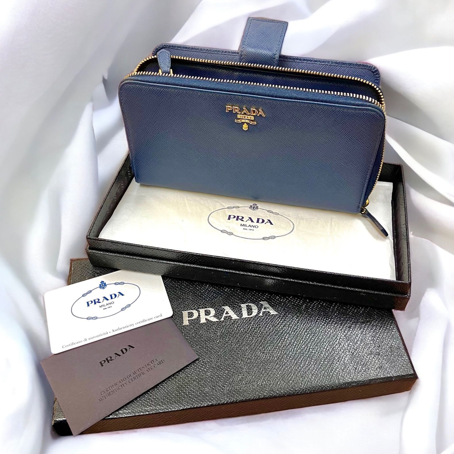 訳ありですが美品です⭐️PRADA】 プラダ 長財布 サフィアーノ ブルー