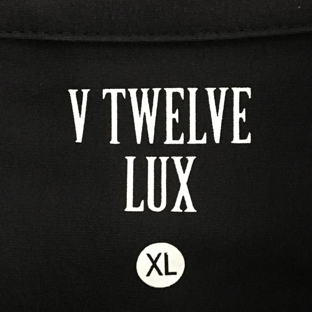 人気満点商品再入荷！ V12LUX 中綿ジャケット 黒 前身頃胸上中綿 バックロゴ メンズ XL ゴルフウェア V12