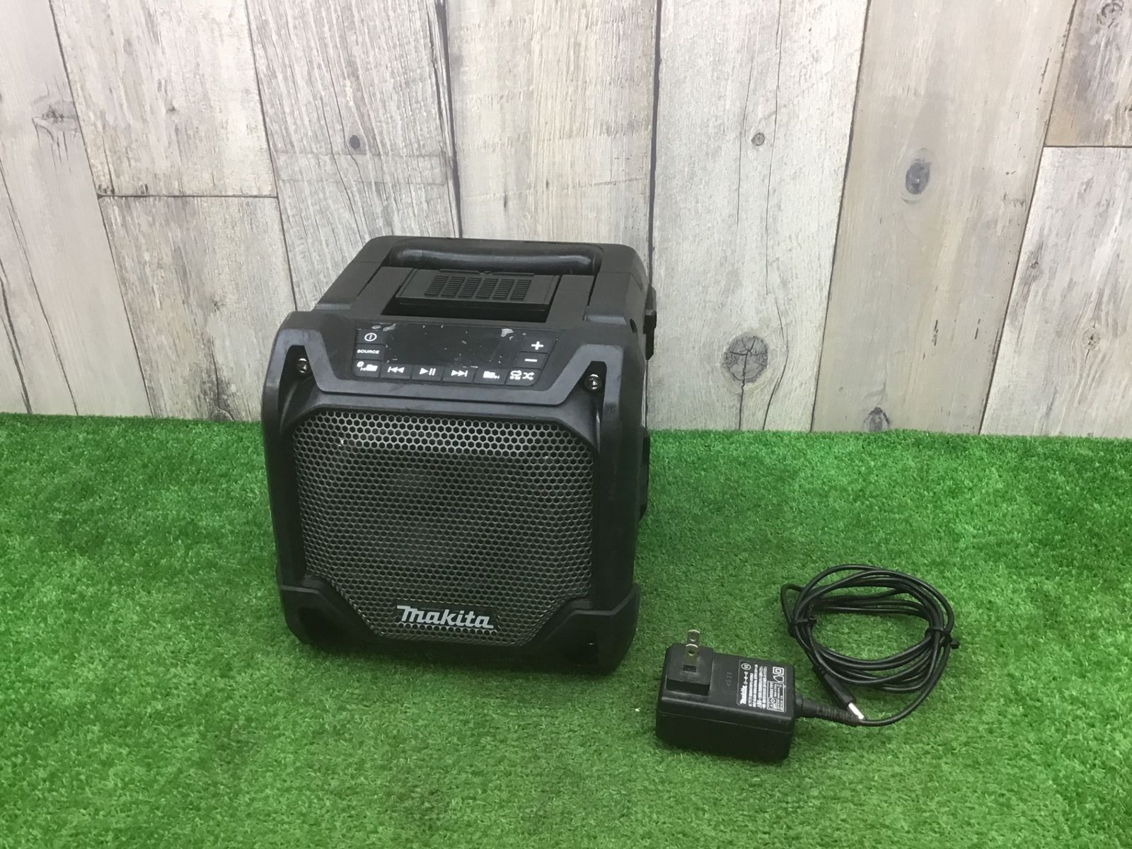 送料無料 動作品 △マキタ makita コードレススピーカー MR202B△アクトツール富山店△レジ
