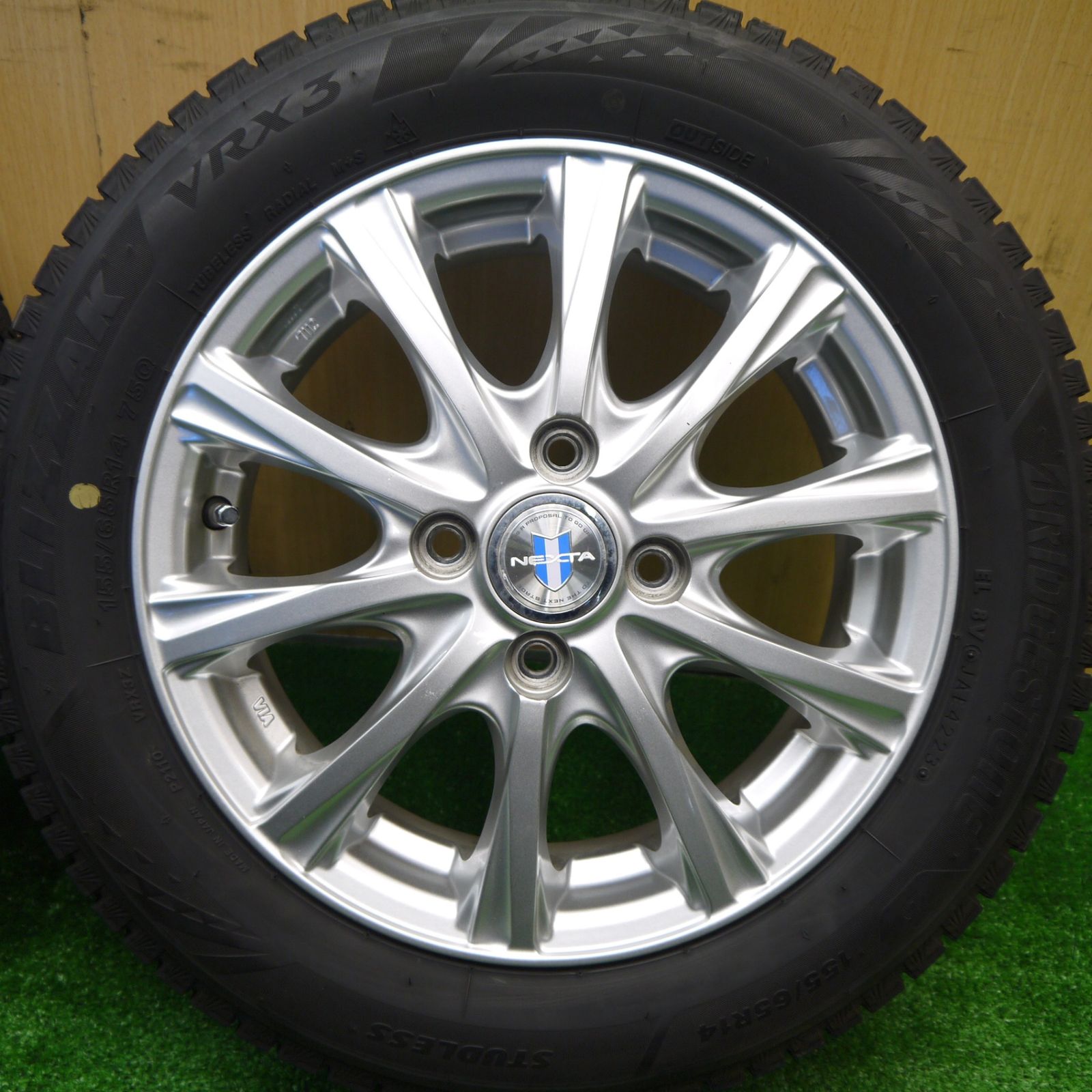 14インチ PCD100|4H