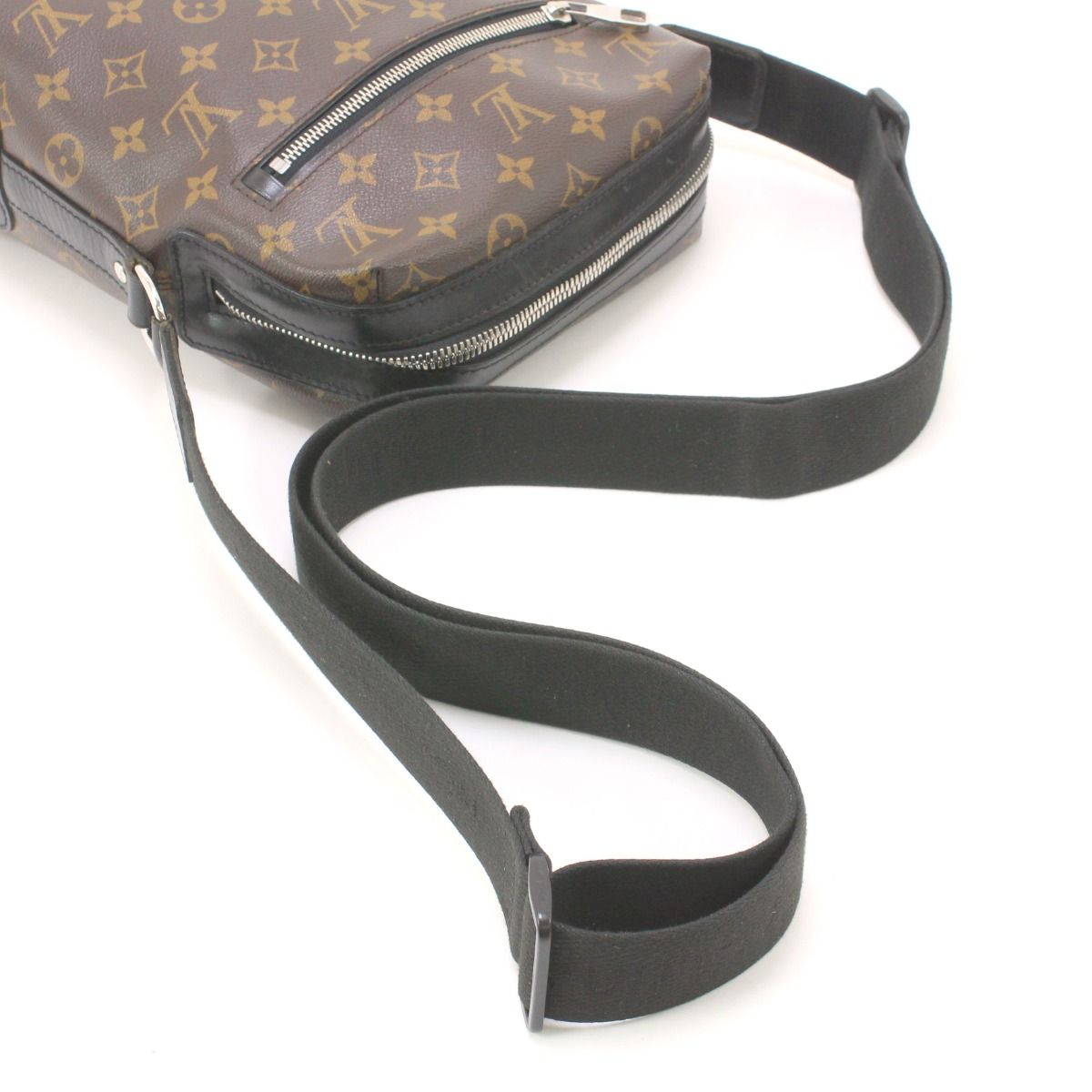 LOUIS VUITTON ルイヴィトン モノグラム・マカサー トーレスPM