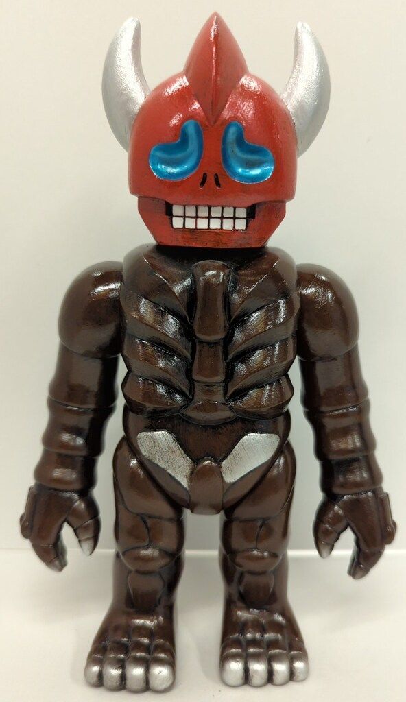 REALHEAD ドクロマニヨン トカチェフ ボディ黒成型茶色塗装/頭部赤角銀塗装