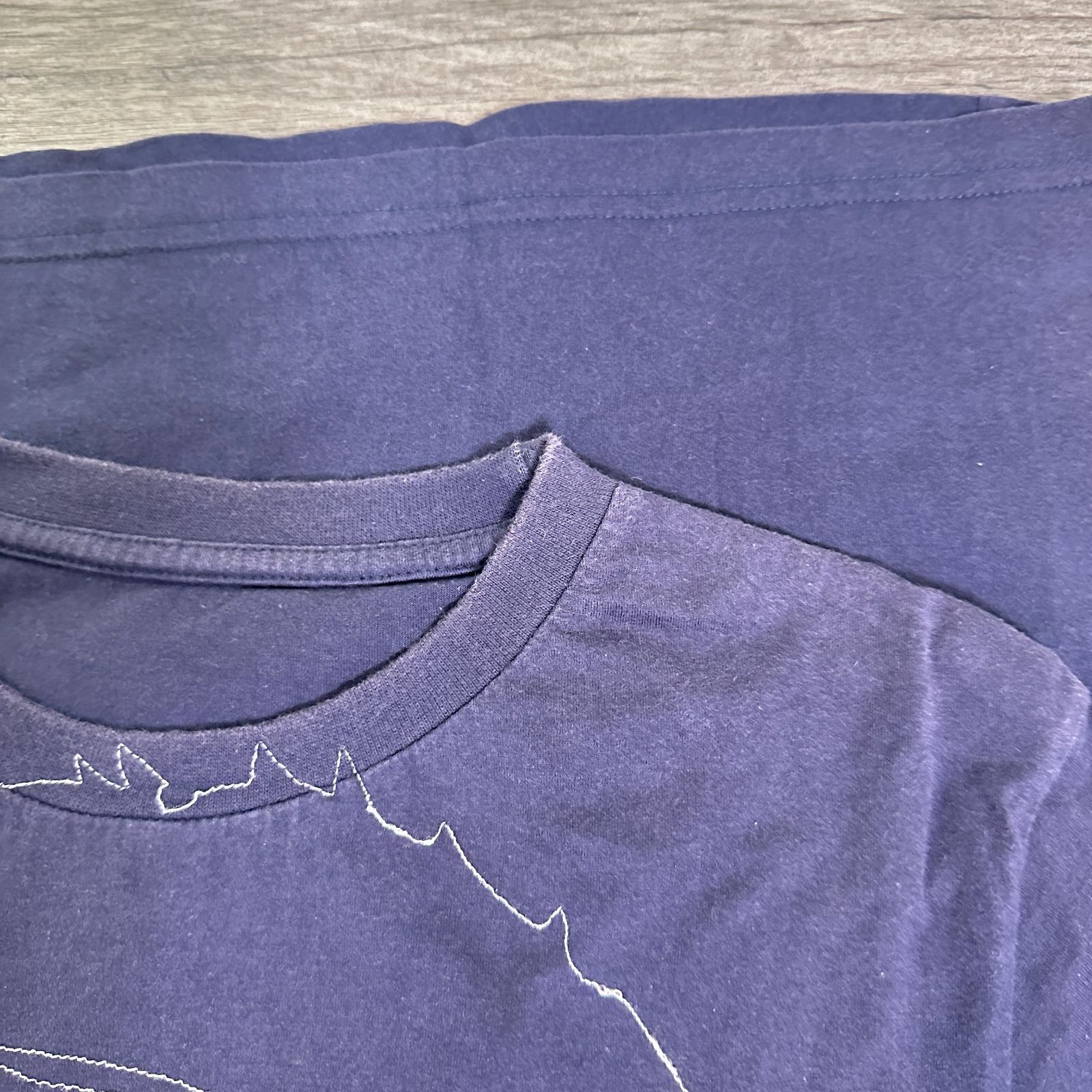 BLESS N°09 Stitched Starcut フェイス刺繍Tシャツ M ネイビー 