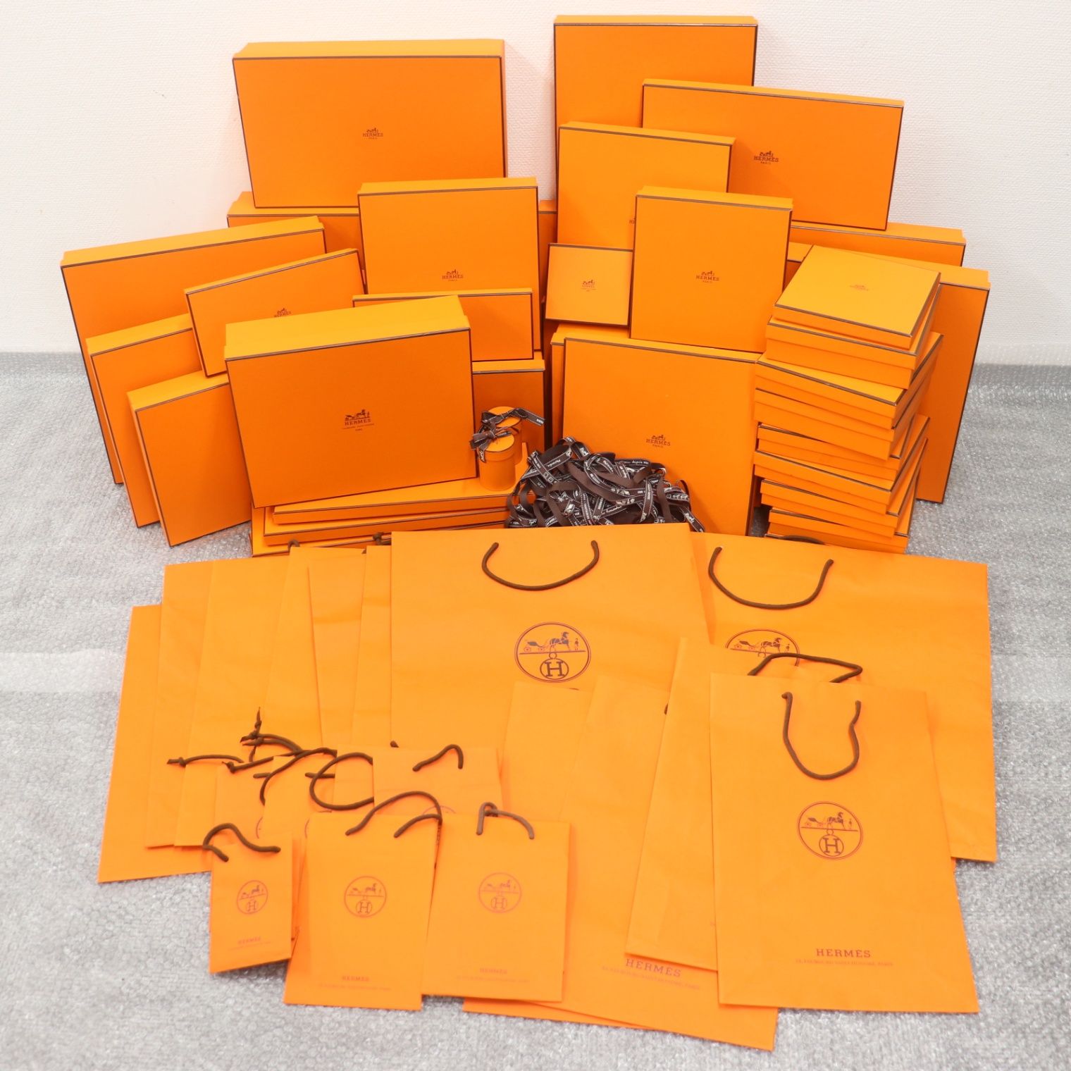 ITKB477SE75A HERMES エルメス BOX ショッパー 純正 紙袋 オレンジ 空き箱 ボックス まとめ売り リボン ショッパー21枚 箱37個