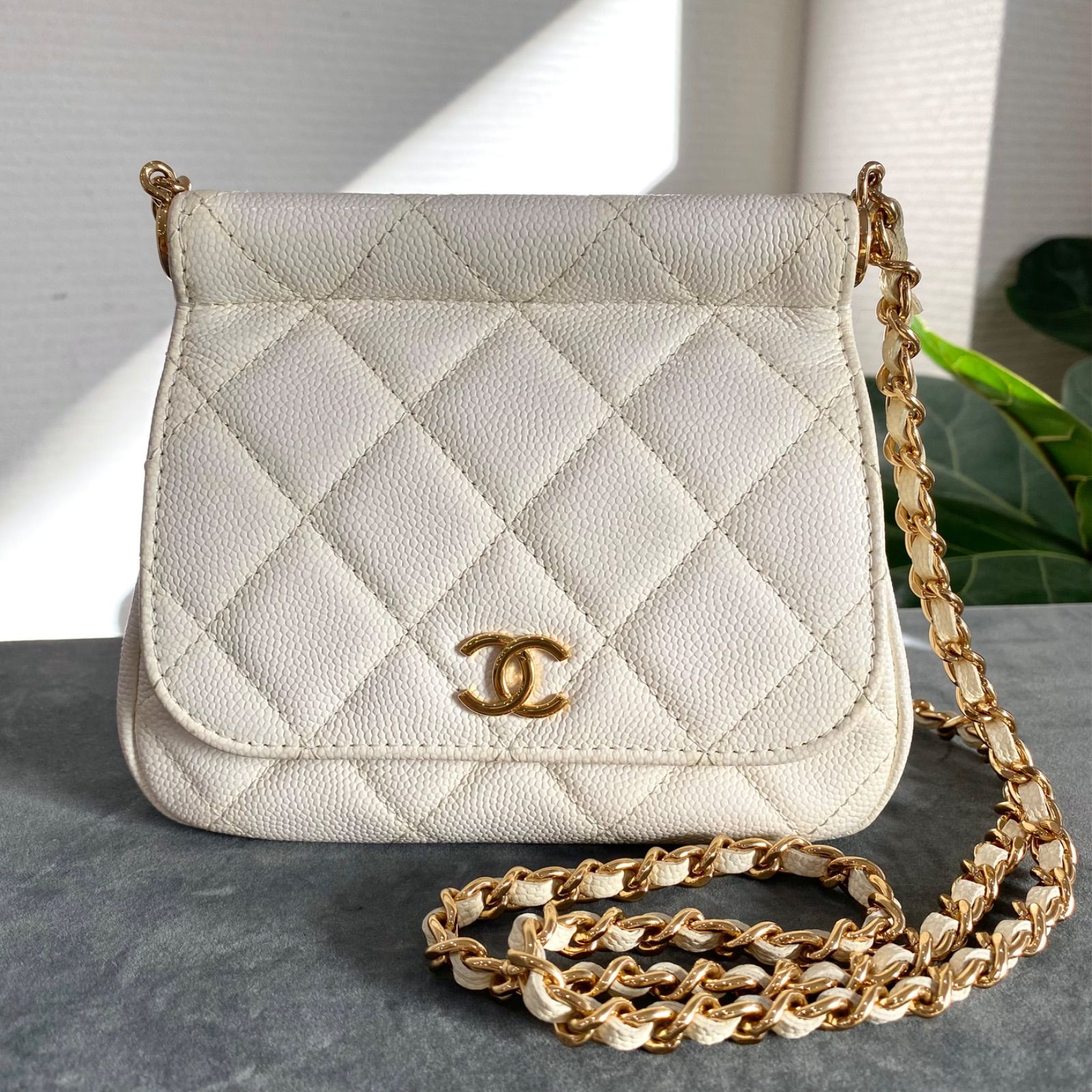 限定】CHANEL シャネル ミニマトラッセ キャビアスキン 美品 15cm 