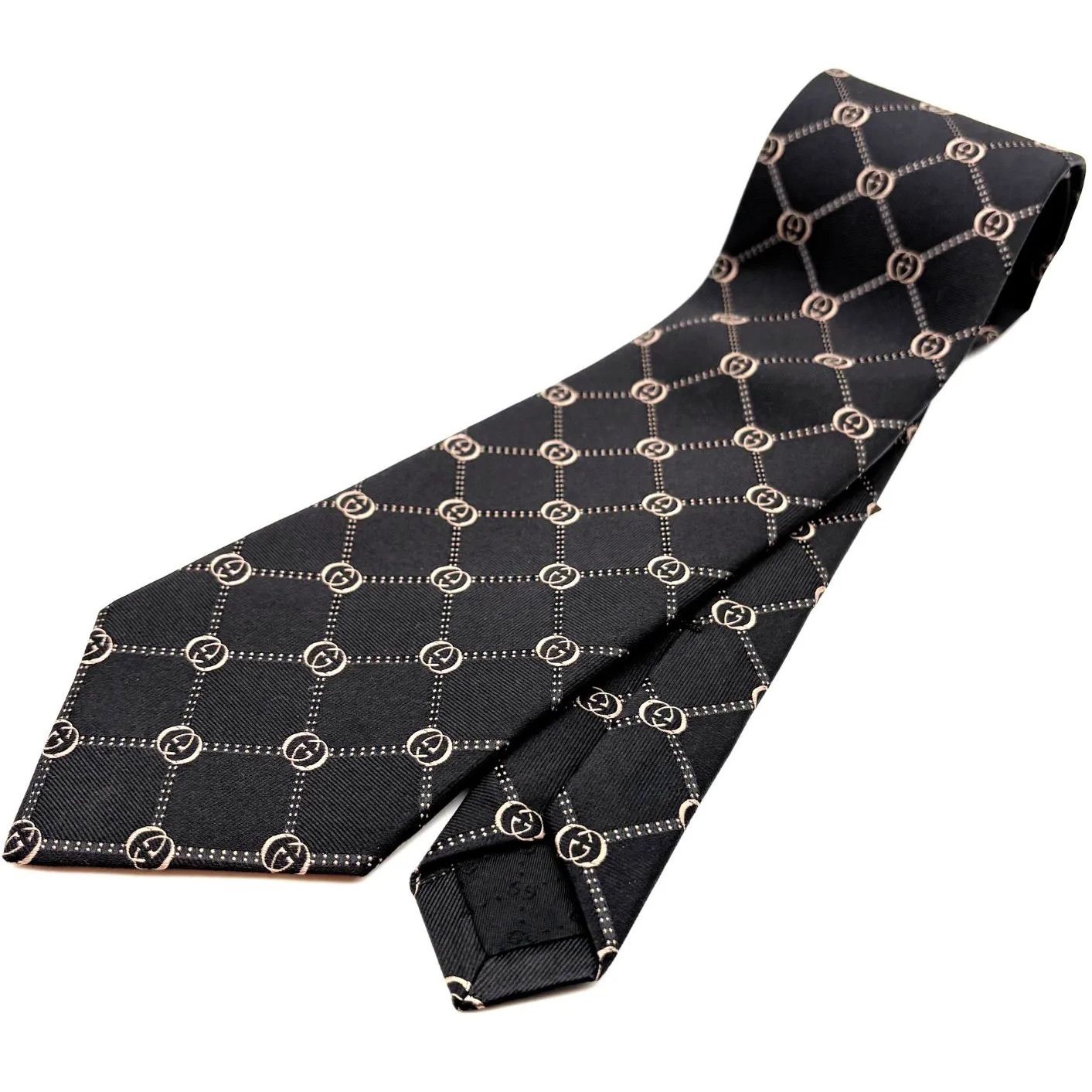 ✨️現行タグ✨️GUCCI グッチ ネクタイ GG柄 ブラック ロゴ 未使用級 タグ付/未使用 】GUCCI グッチ ネクタイ GG柄 ブラック - メルカリ