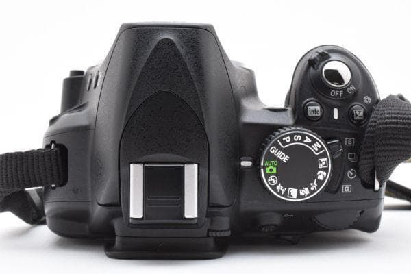極美品 ｜Nikon D3100 ｜ショット数3,010回 ｜デジタル｜H052 極美品 ｜Nikon D3100 ｜ショット数3,010回 ｜デジタル｜H052