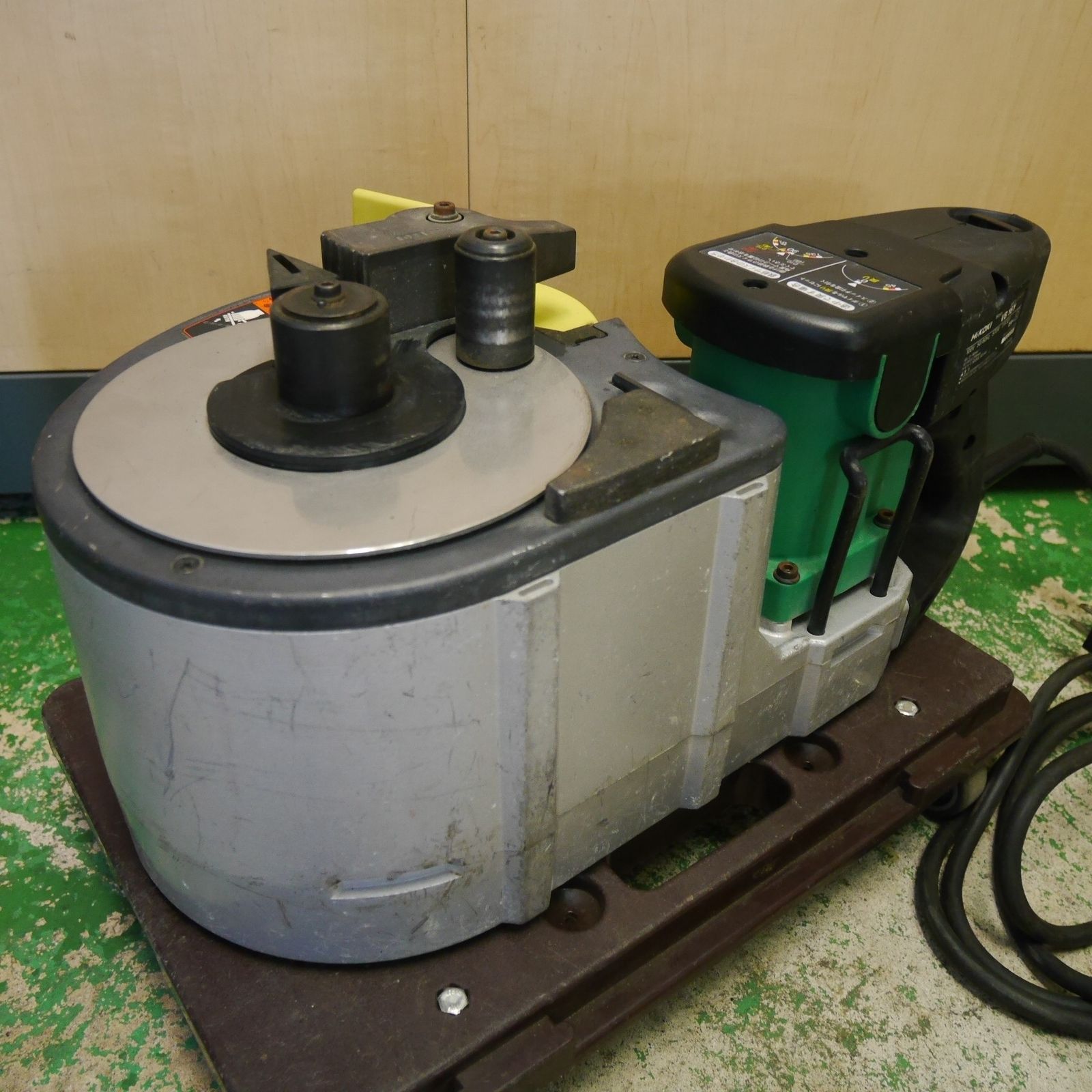 カット ベンダー