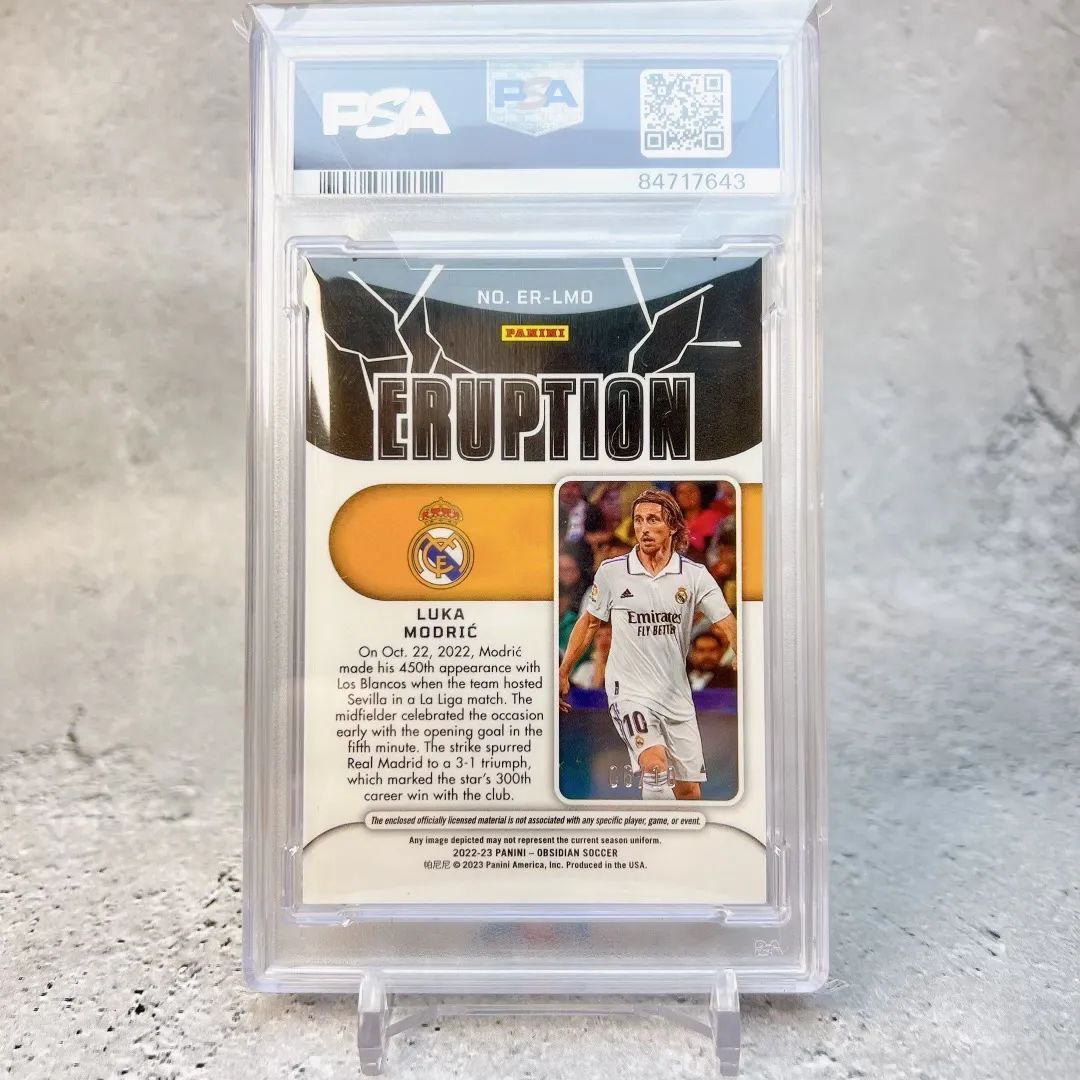 世界10枚限定【PSA9】ルカ モドリッチ 実使用ユニフォーム入りレリック