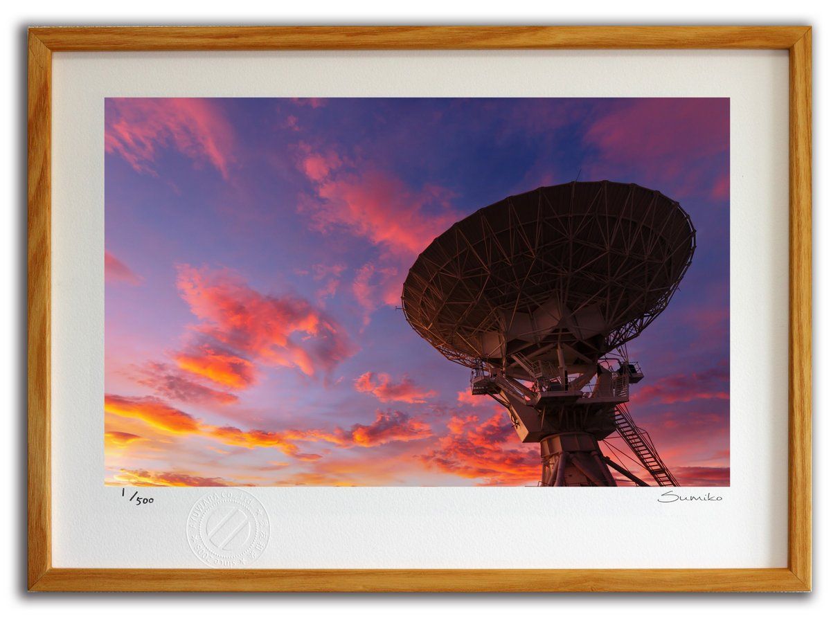 版画 絵画 夕焼けのアメリカ国立電波天文台 スミコ スコット |インテリア 額入り 額装込 風景画 油絵 ポスター アート アートパネル リビング 玄関 プレゼント モダン アートフレーム 飾る Mサイズ おしゃれ 壁掛け 絵